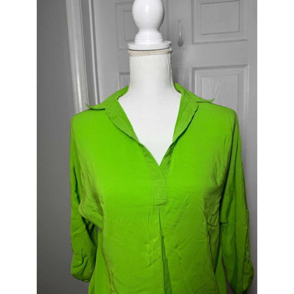 Chaus New York Tie Front Roll Tab Sleeve Blouse M Lime Green Excellent V-Neck - Picture 2 of 6